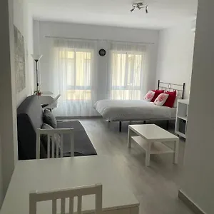 Apartamento Estudio Completo En Centro De, Málaga